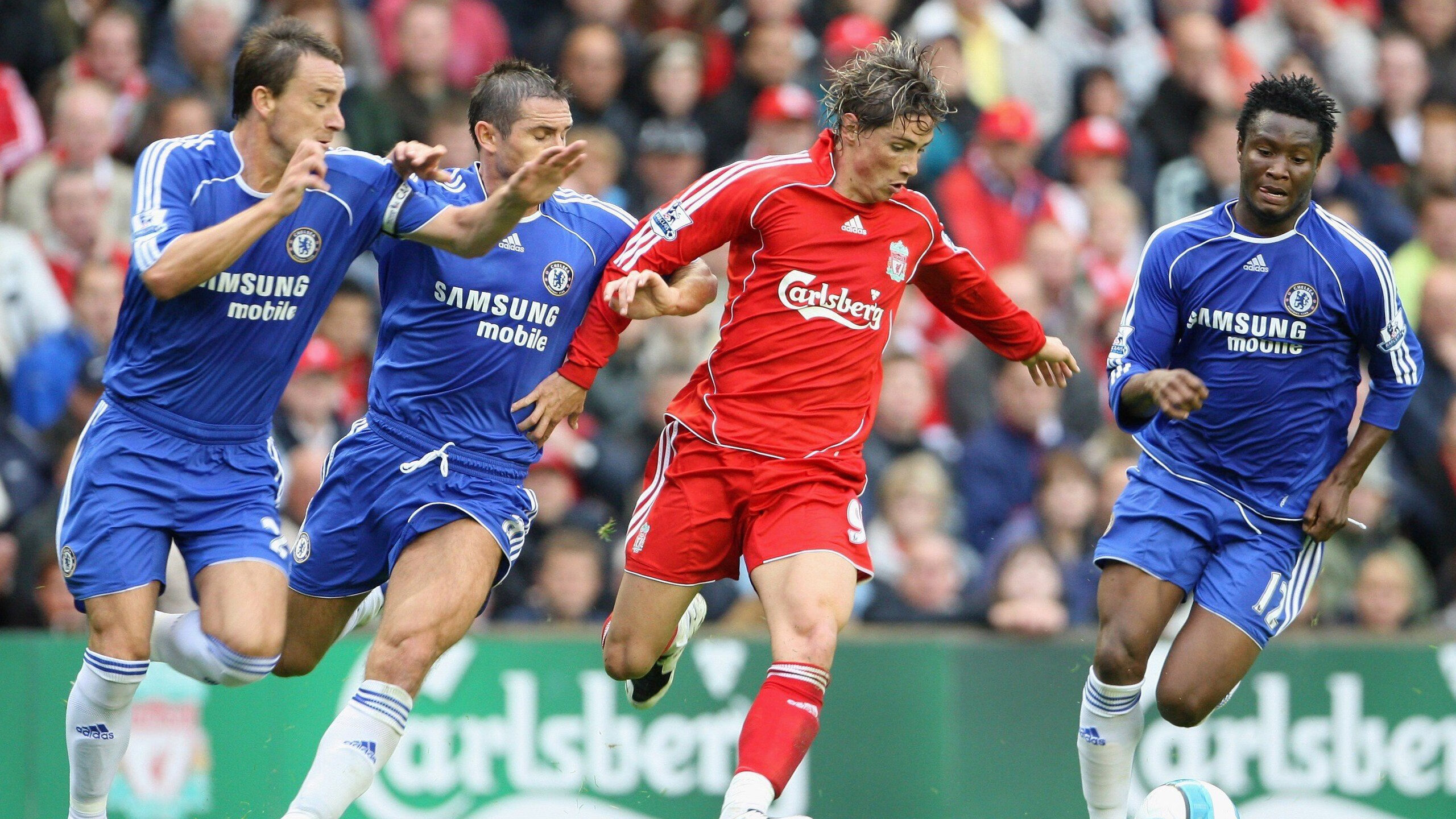 开云体育-奥亚尔萨瓦尔，沉默的利刃，在安菲尔德之夜刺穿紫百合  第2张