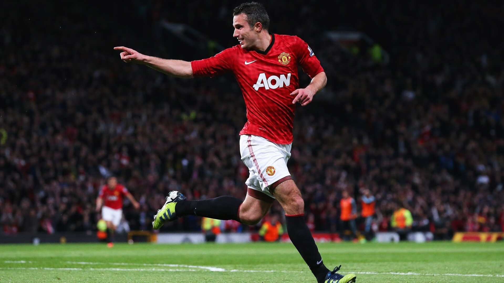 开云平台-德甲争冠战焦点战，埃及冲垮秘鲁，足球地理学的胜利与迷思  第2张